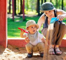 Zahrajte sa s deťmi vonku! 6 hier na príjemné jarné dni